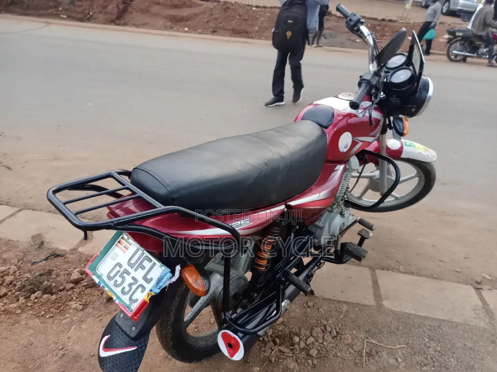 Bajaj Boxer 125 2023 Red