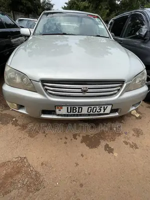 Photo - Toyota Altezza 2001 Silver