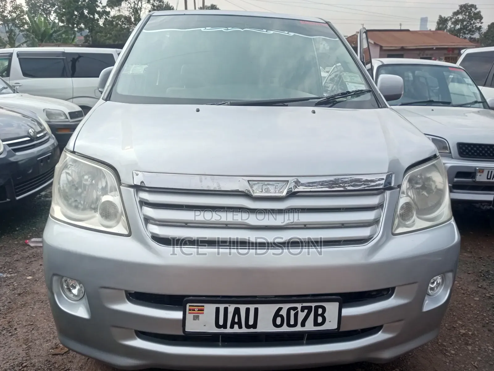 Toyota Noah 2003 Teal