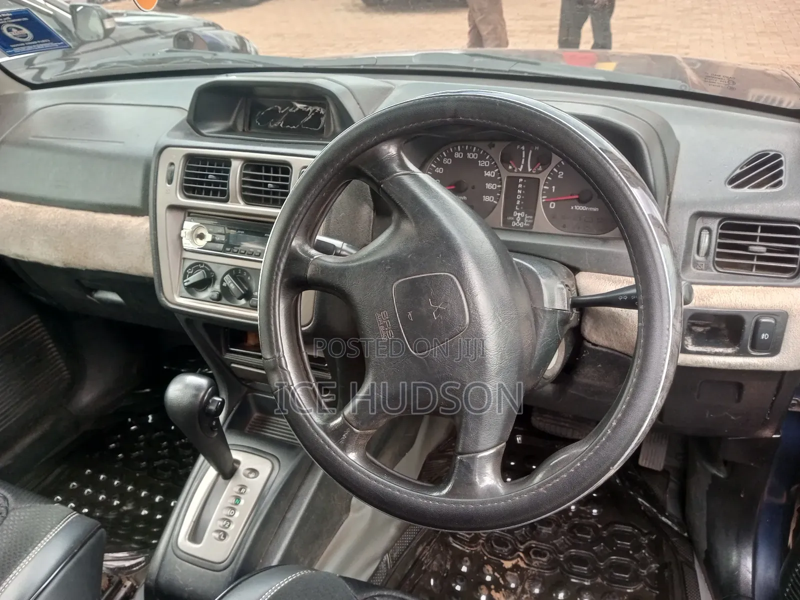 Mitsubishi Pajero IO 2000 Blue