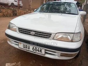 Photo - Toyota Corona 1999 Off white