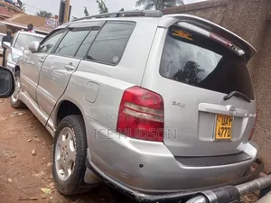 Toyota Kluger 2004 Silver