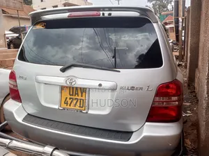 Toyota Kluger 2004 Silver