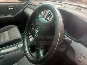 Toyota Kluger 2004 Silver