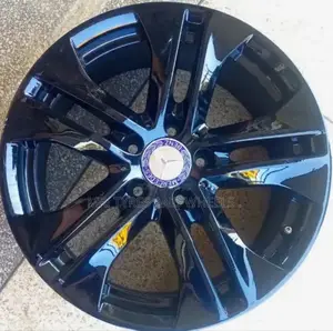 Its Shining Bt Its in Black Color Its Size 17 Benz.