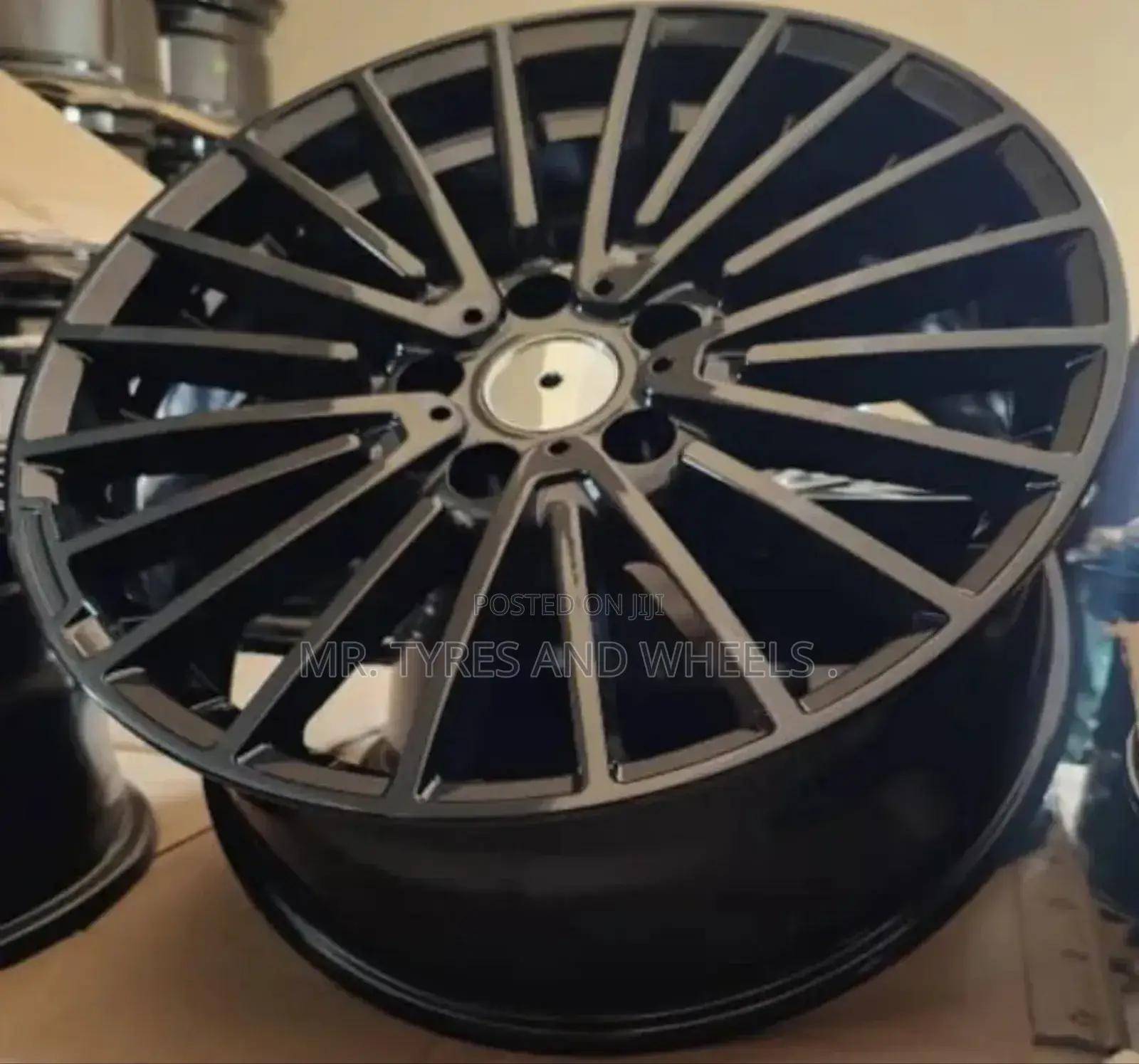 It Is the Way to Be Smart the Nice Rims All Seasons R17 .