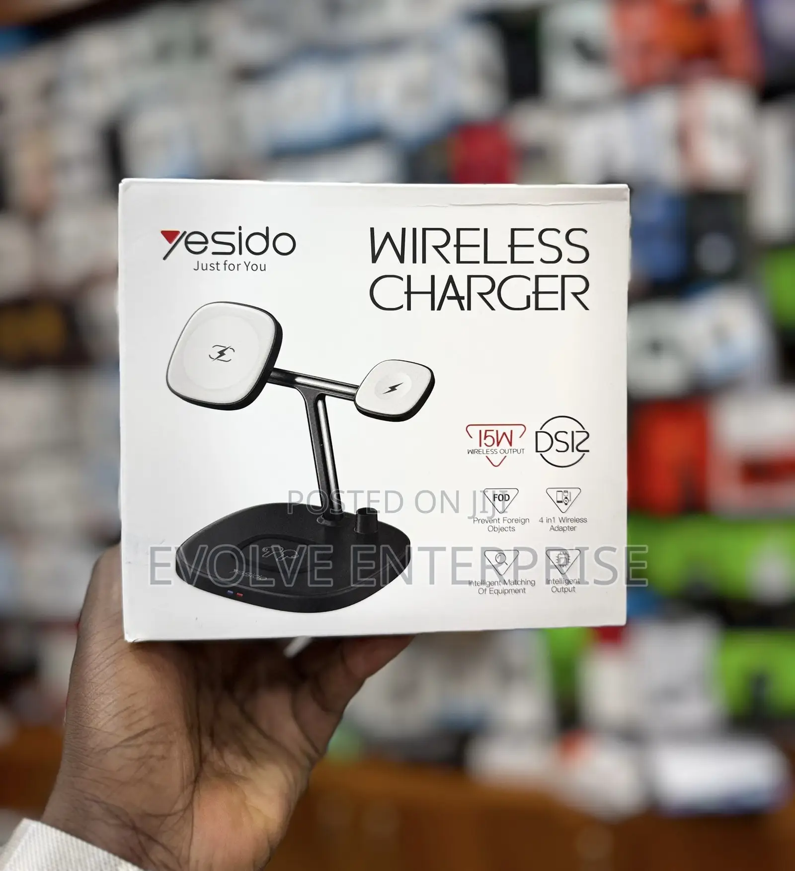 Ds12 15w 4-in-1 Magnetic Charging Stand Dock