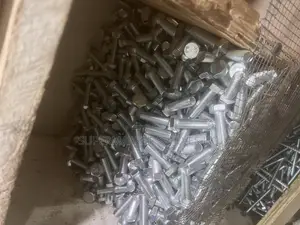 Screws and Bolts in All Size and Type 15kper Kg