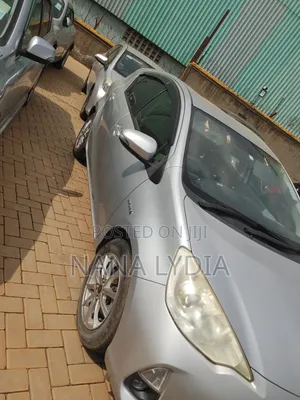 Toyota Aqua 2013 Silver