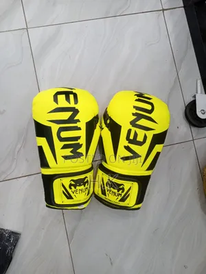 Boxing Gloves 10z