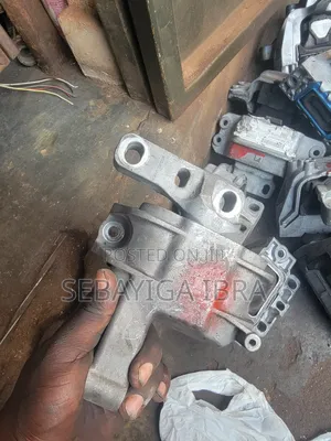 Engine Mounting Tiguan