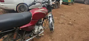 Bajaj Boxer 2025 Red