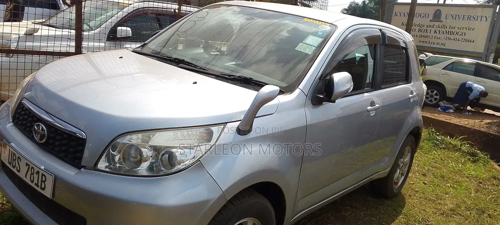 Toyota Rush 1.5 AWD 2010 Silver