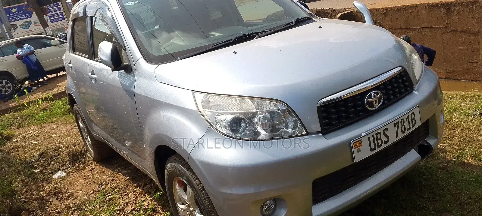 Toyota Rush 1.5 AWD 2010 Silver