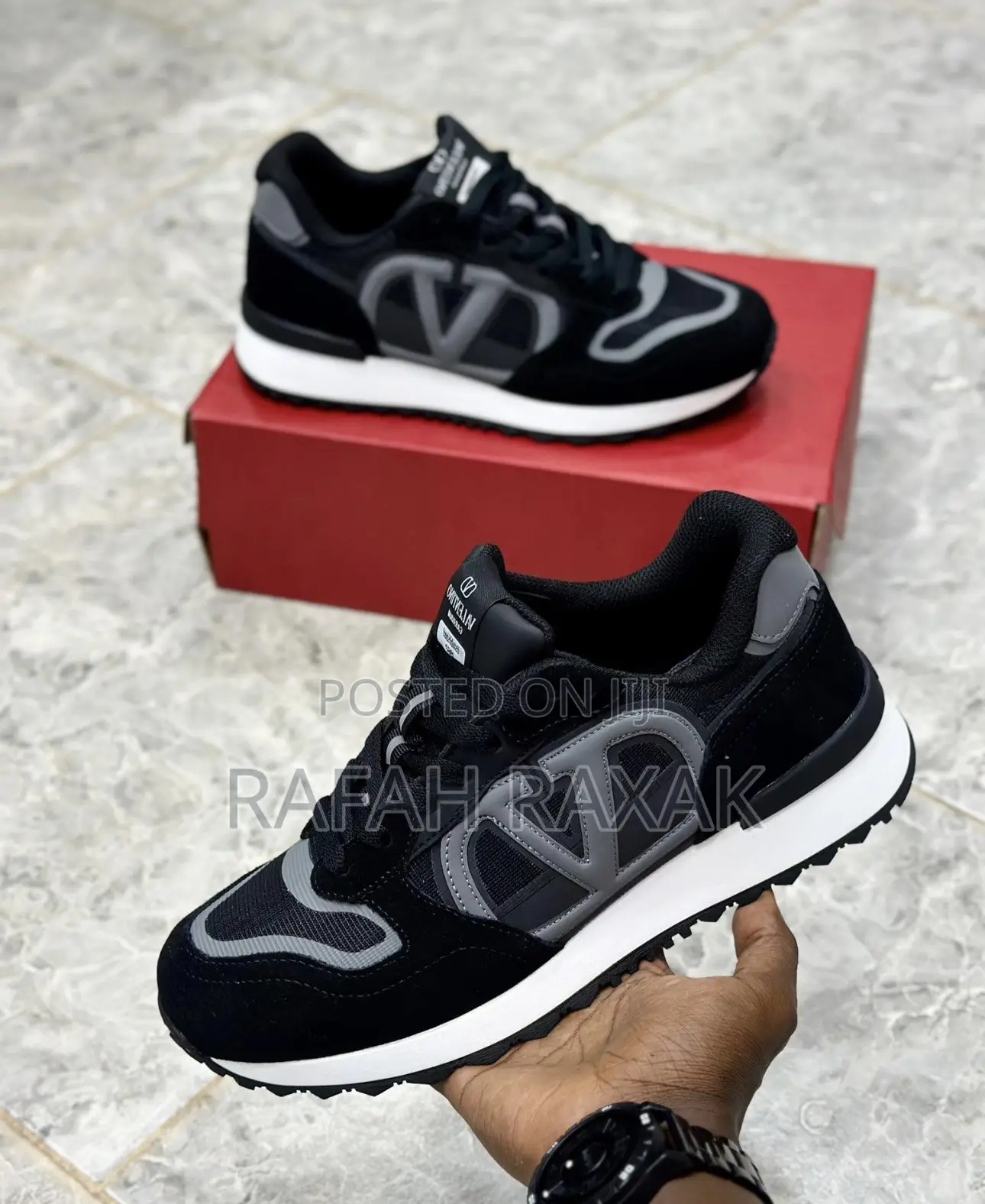 Original Men’S Black/White Valentino Casual Sneakers
