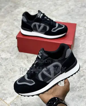 Original Men’S Black/White Valentino Casual Sneakers
