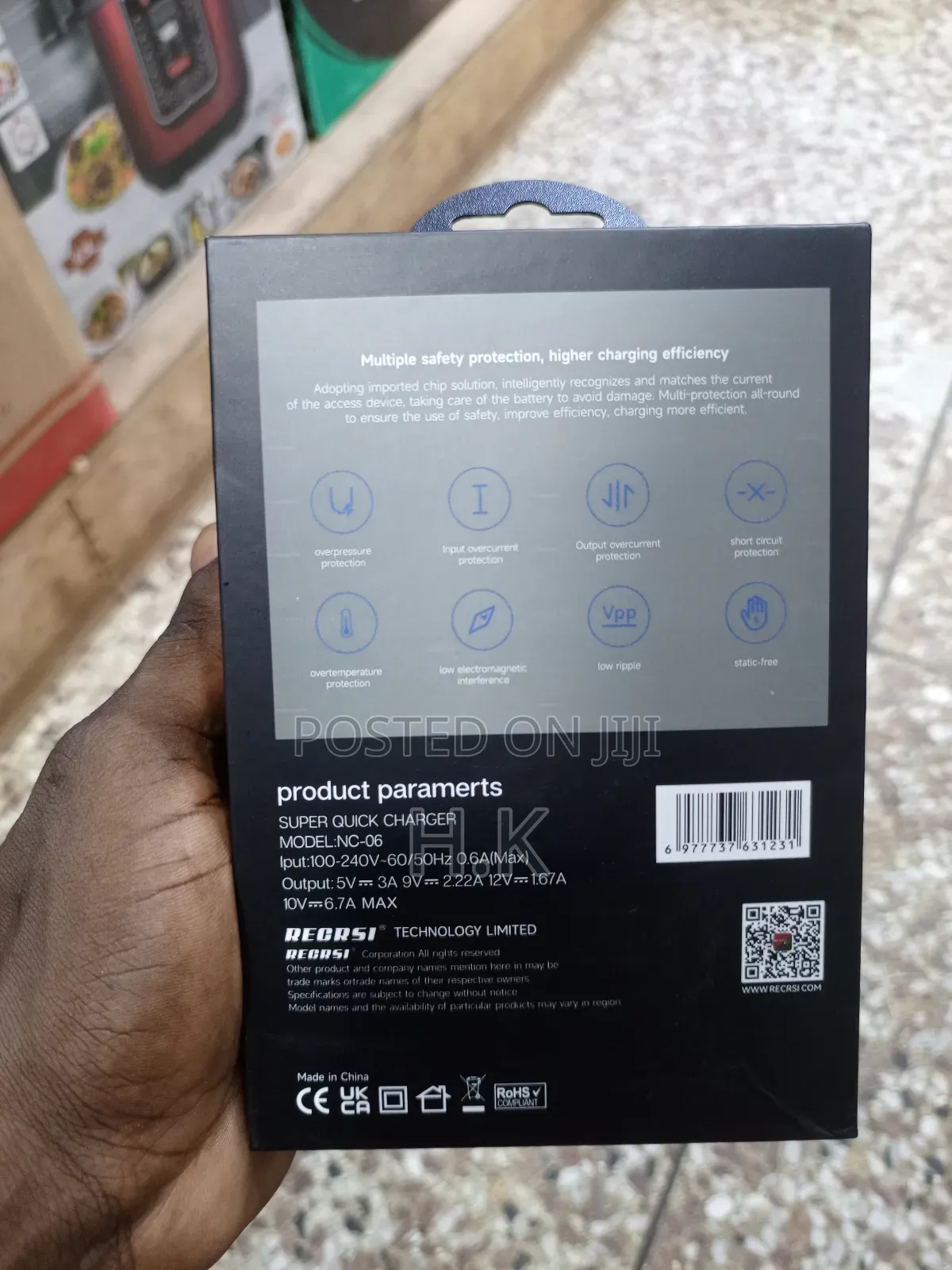 Recrsi 67w Super Quick Charger With a Type-C to Type-C Cable