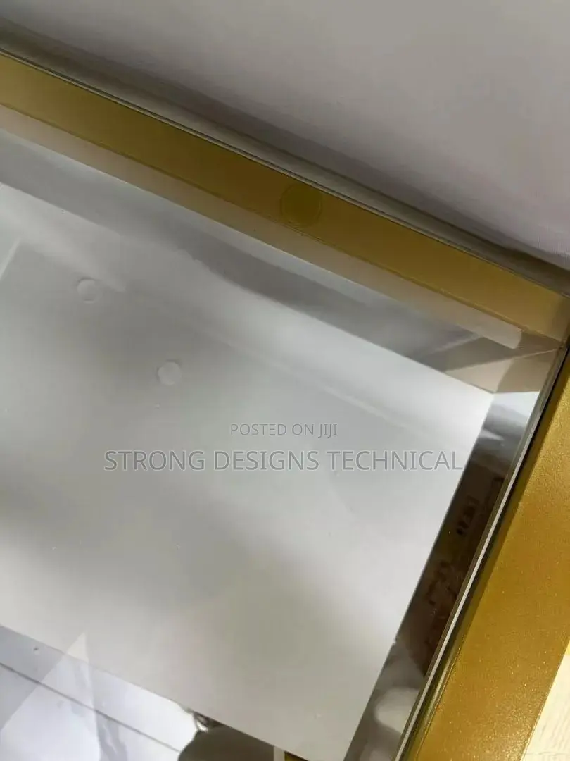 Manicure Table/ Nail Table