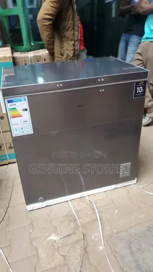 260 Litres Chiq Deep Freezer