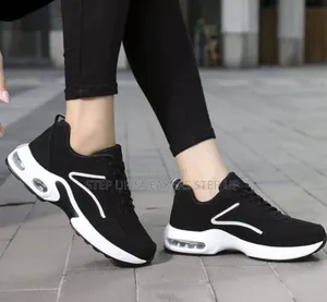 Ladies Fashion Classic Sneakers