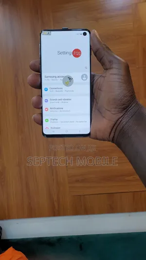 New Samsung Galaxy S10 128 GB Black