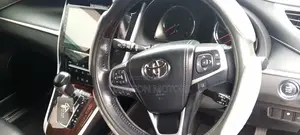 Toyota Harrier 2.0 2016 White