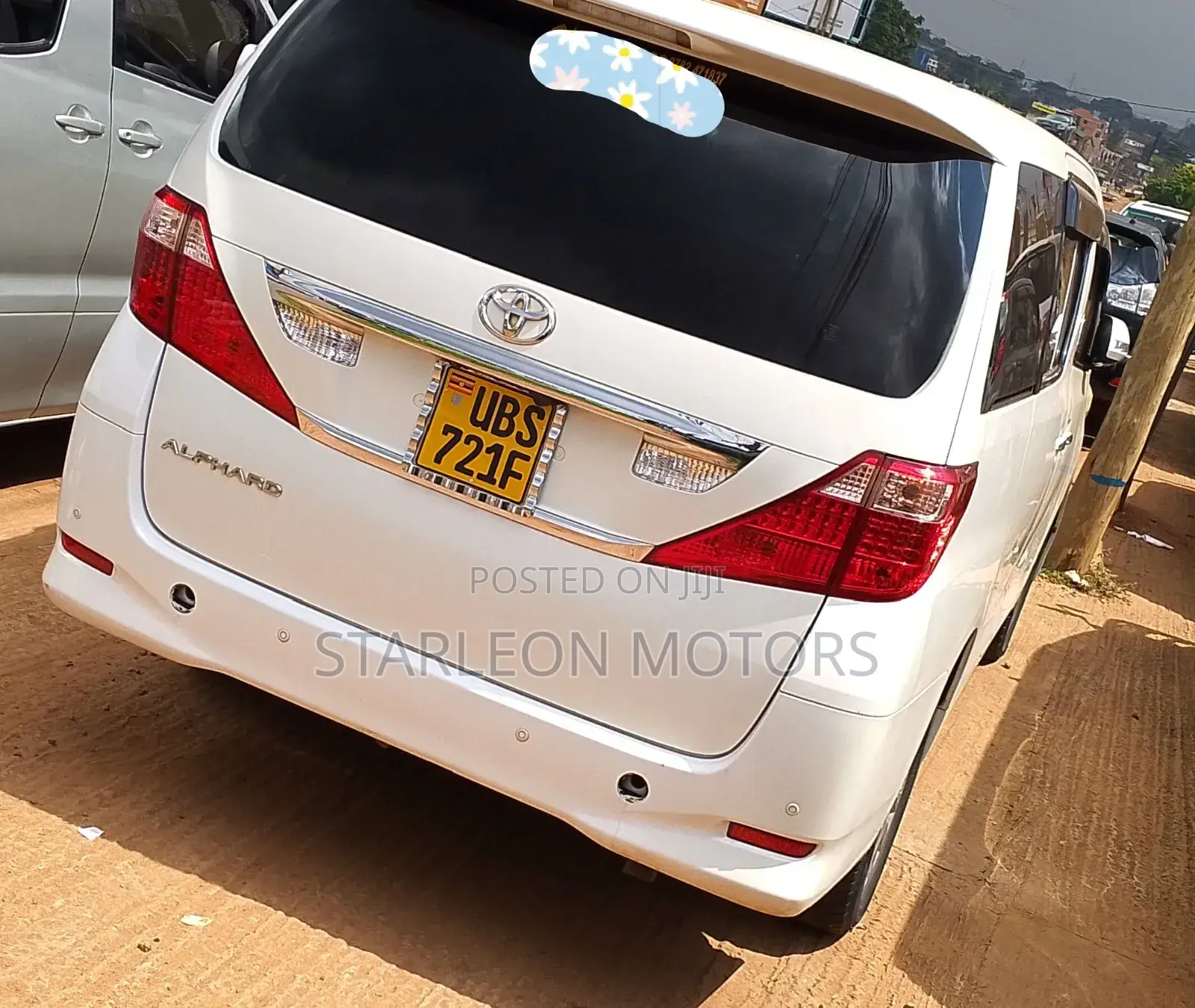 Toyota Alphard 2.4 Petrol AWD 2010 White