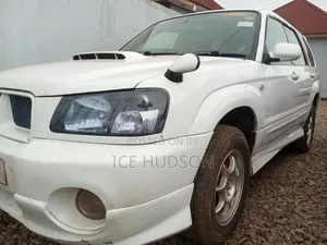 Photo - Subaru Forester 2004 White