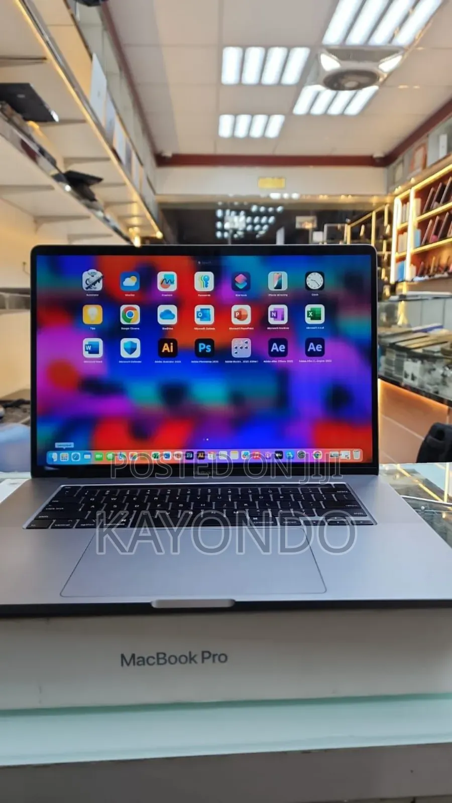 Laptop Apple MacBook Pro 16GB Intel Core I5 SSD 256GB