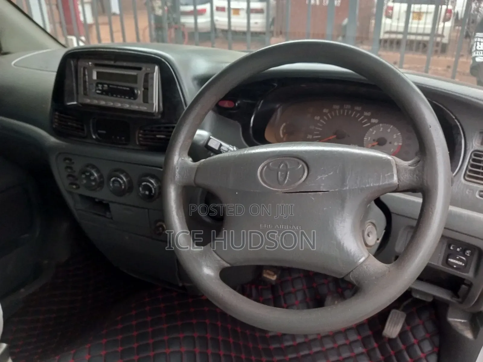 Toyota TownAce 1999 White