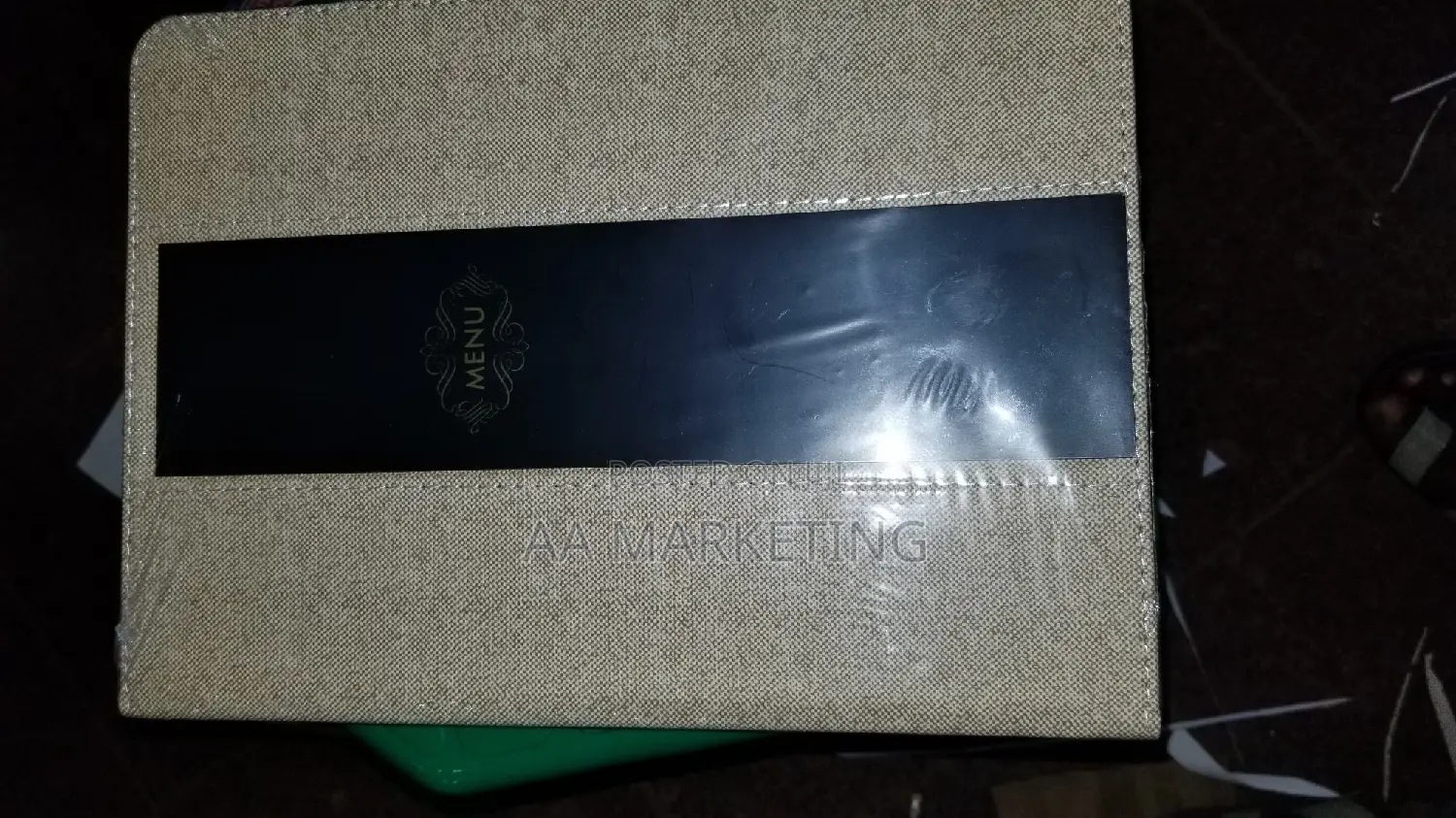 Menus [ Restaurants and Hotels]