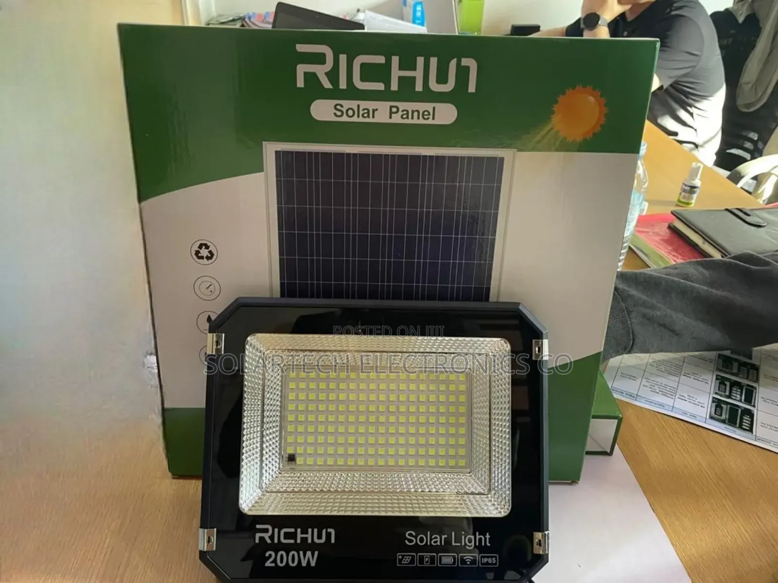200w Original Richur Led Solar Flood Lights Humq