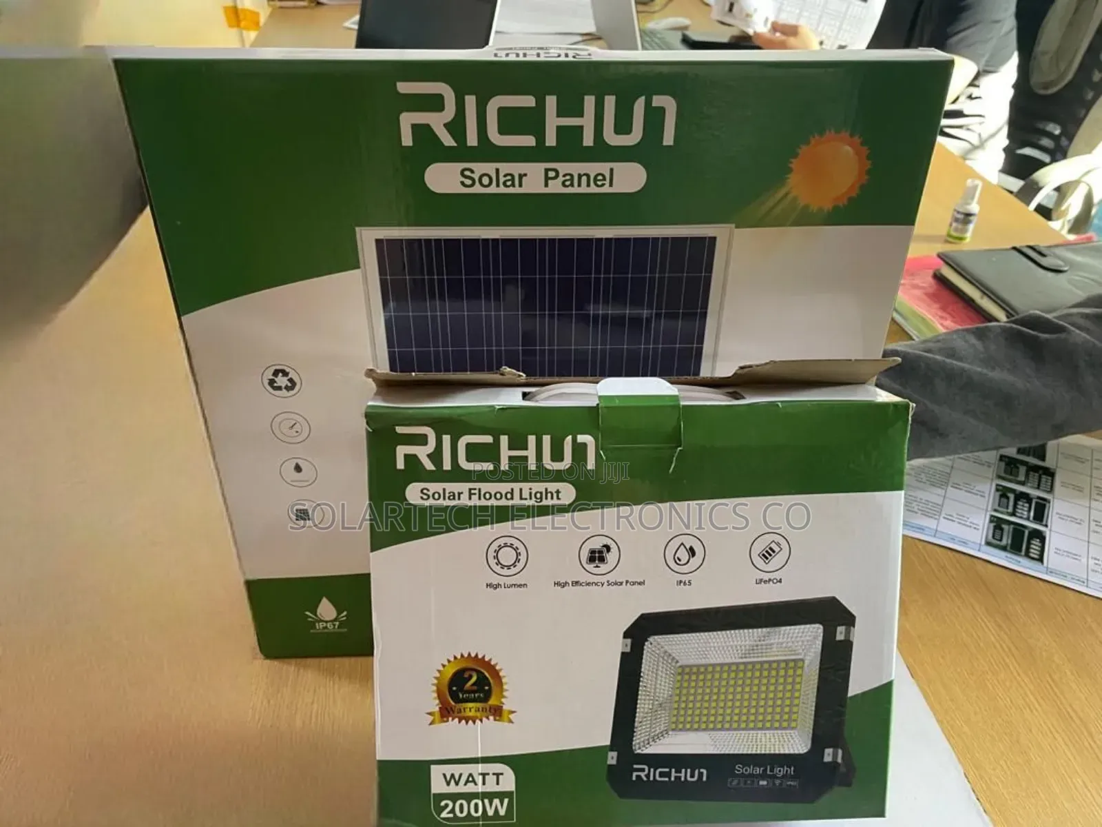 200w Original Richur Led Solar Flood Lights Humq