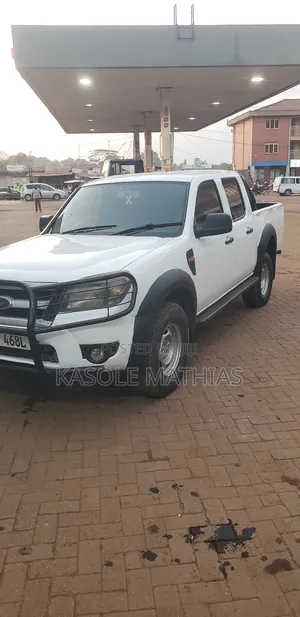 Ford Ranger XLT 2010 White
