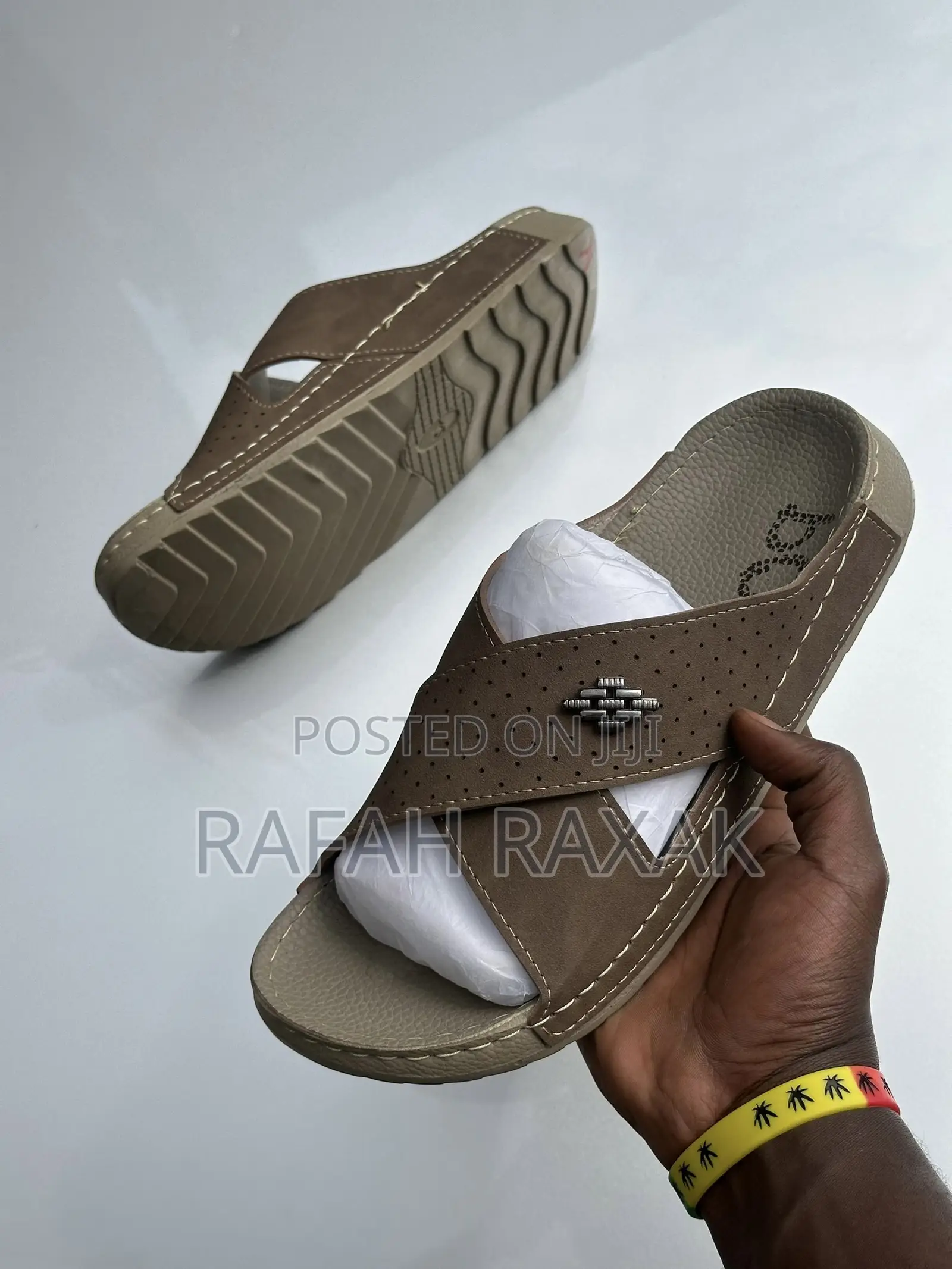 Men’S Classic Coffee Brown Polox Cross Sandals