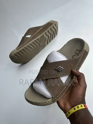 Men’S Classic Coffee Brown Polox Cross Sandals