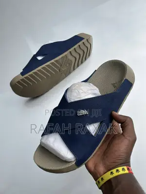 New Classic Men’S Blue Polox Cross Sandals