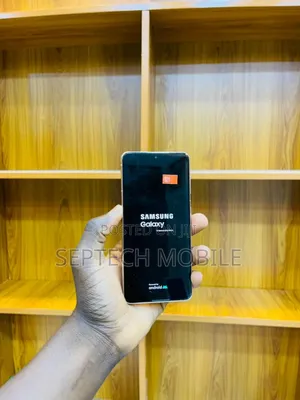 New Samsung Galaxy S21 5G 128 GB Pink