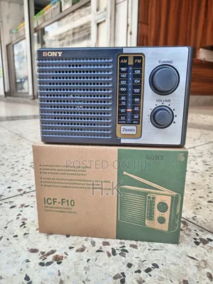Sony Icf-F10 Two 2 Band Fm/Am Portable Battery Radio.