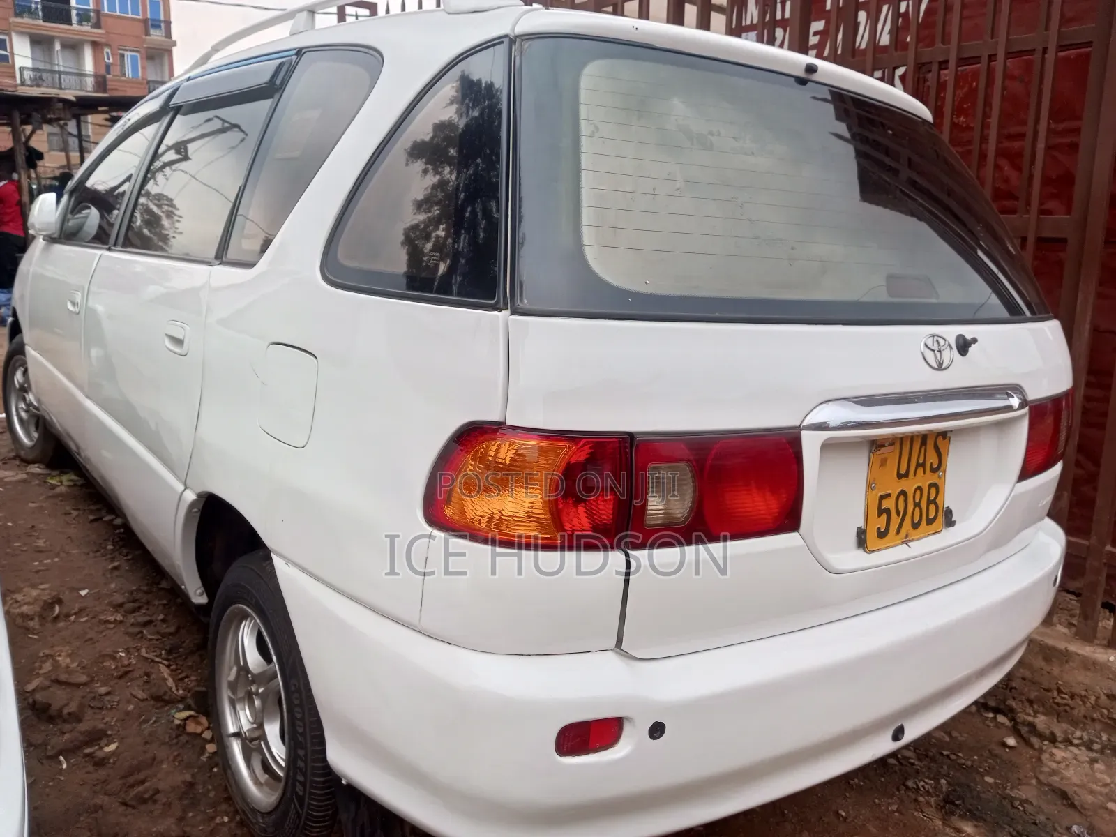 Toyota Ipsum 1999 Pearl