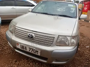 Photo - Toyota Succeed 2006 Beige