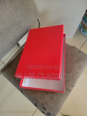 Photo - Red Gift Box