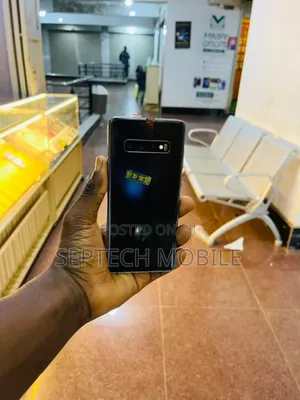 New Samsung Galaxy S10 Plus 128 GB Black