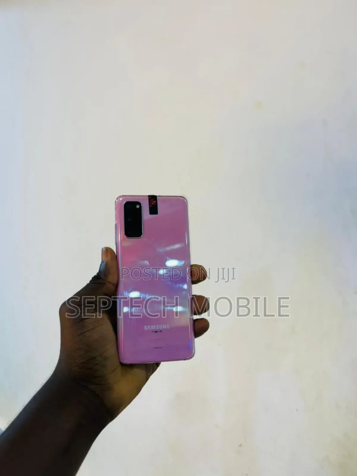 New Samsung Galaxy S20 128 GB Pink
