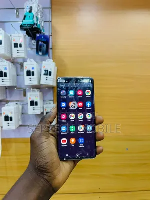 New Samsung Galaxy S10 Plus 128 GB Black