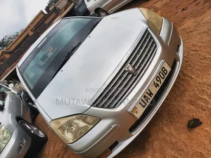 Photo - Toyota Premio 2005 Silver