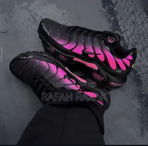 Original Black Pink Nike Tn Air Max Plus Sneakers
