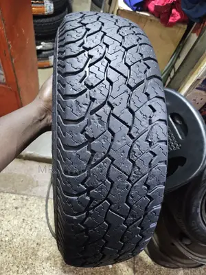 215 75 R15 Onex Still Gd Tire Only One Piece Left Mick