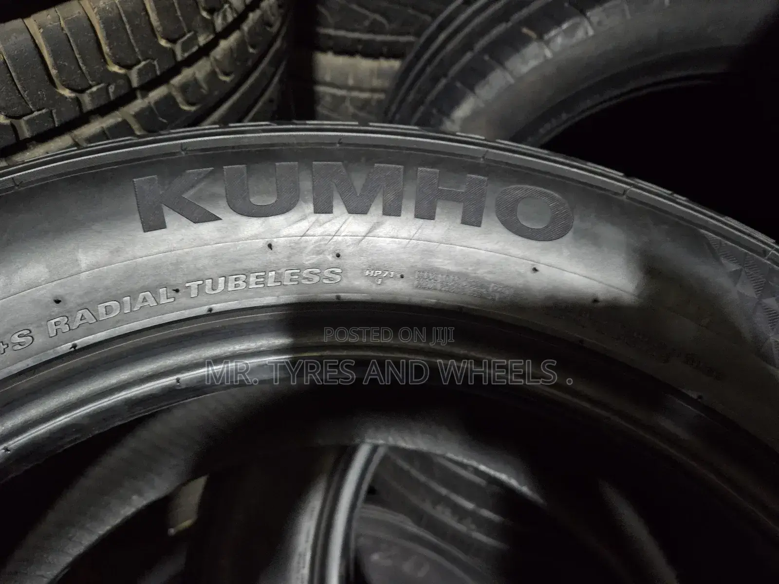 265 55 R19 Kumho Japan Only 2pises Left New Version.