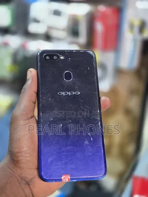 Photo - New Oppo F9 64 GB Black